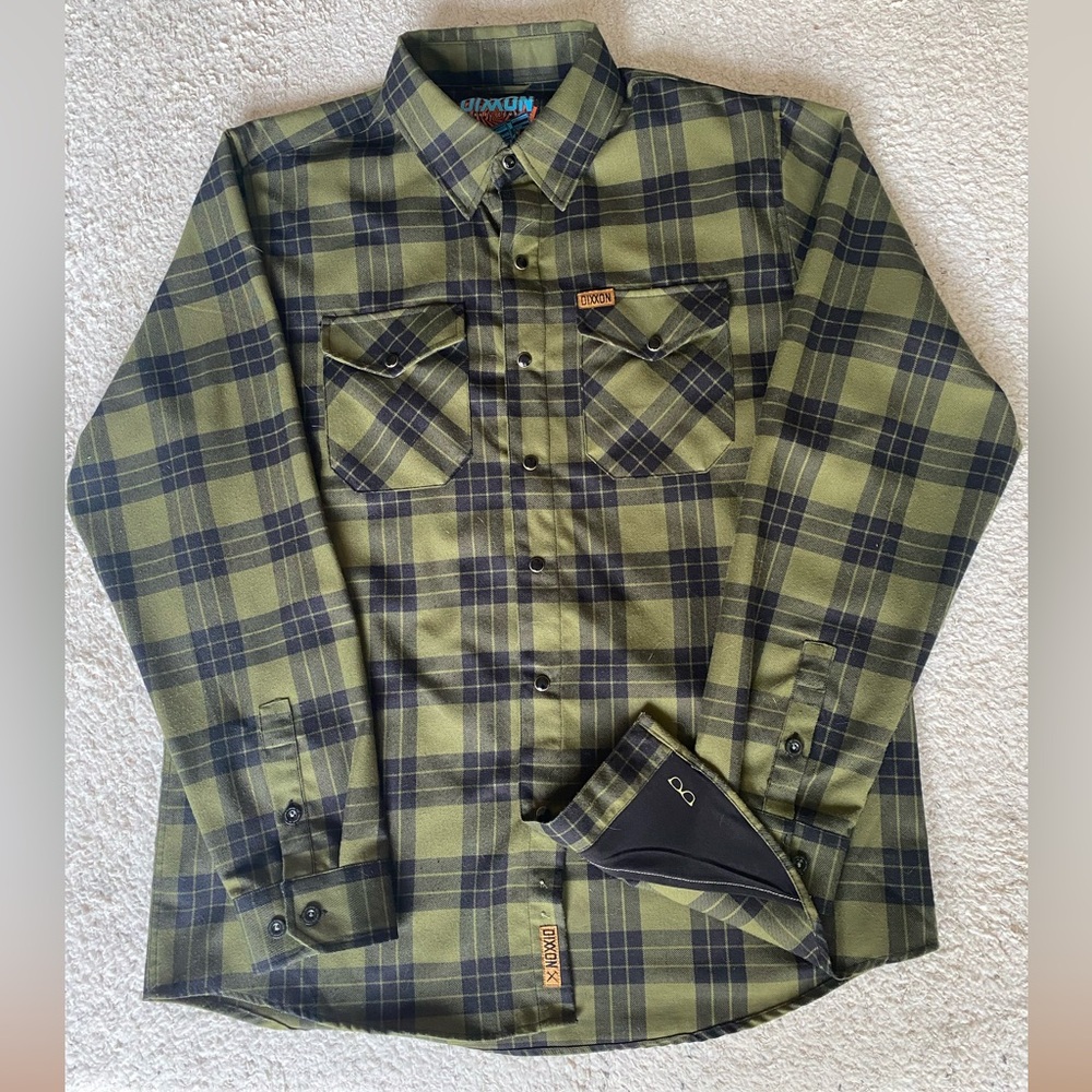 Dixxon Flannel Men's Green Plaid Shirt !!